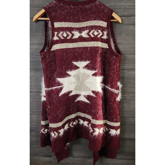 BCBG MAX AZRIA sweater wrap vest‎ women’s size S Plum white Aztec southwest EUC - Picture 3 of 8